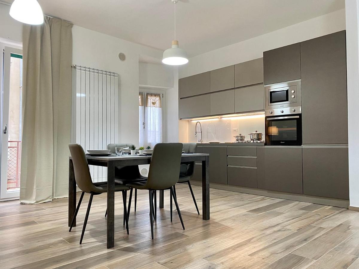 Sweet Home Margherita - Puglia Mia Apartments モノーポリ エクステリア 写真